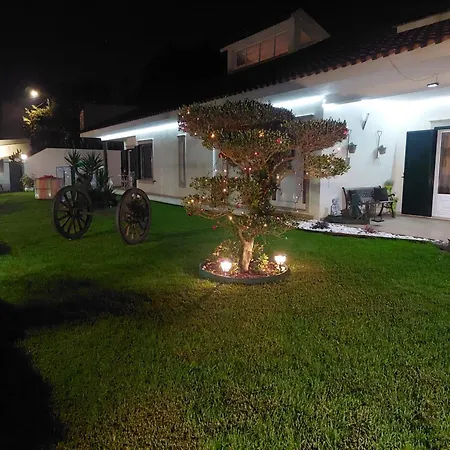 Terreno Mimosas Alloggio in famiglia